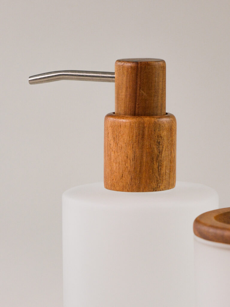 Mirova Cam Akasya Banyo Seti