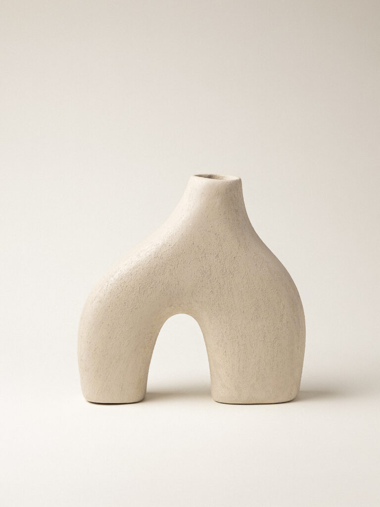 Mila Dokulu Vazo (20 x 18 cm)