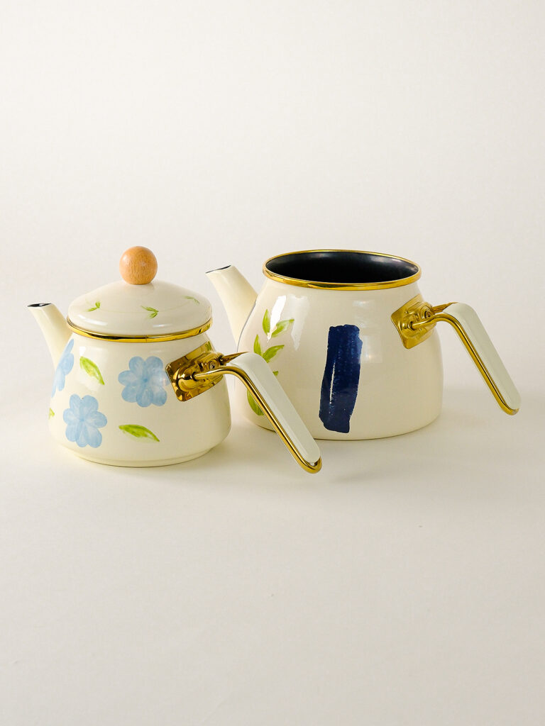 Bloom Emaye Çaydanlık (El Yakmayan Kulplu)