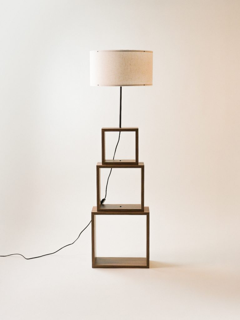 Bruma Raflı Lambader (38 x 140 cm)