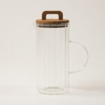 Carle Borosilikat Cam Akasya Kapaklı Sürahi (1300 ml)