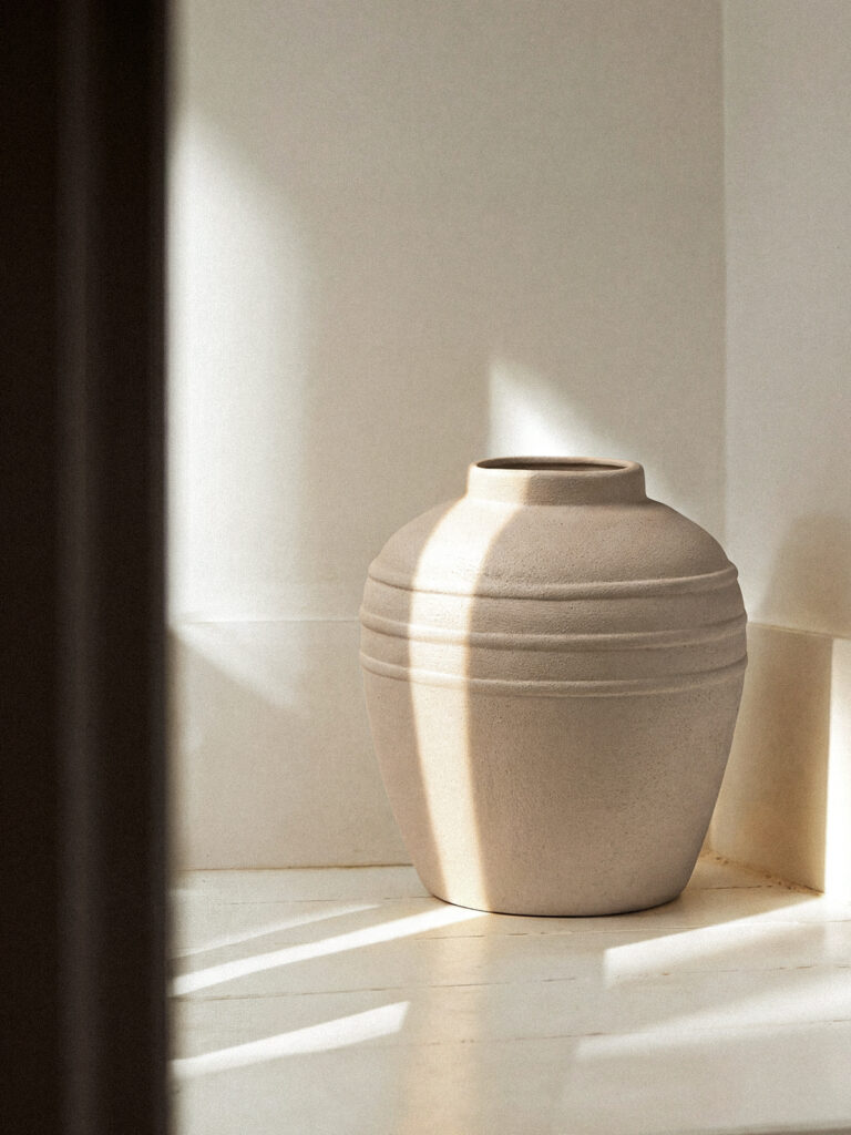 Oblo Dokulu Vazo (22 x 26 cm)