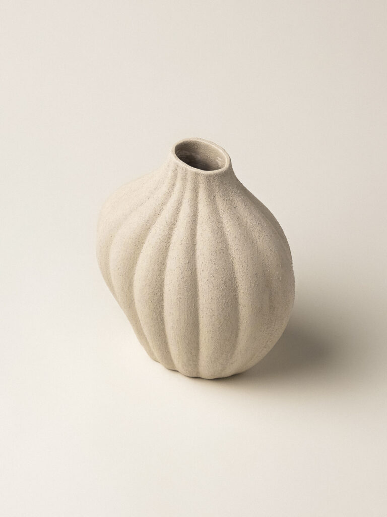 Ravora Dokulu Vazo (14 x 16 cm)