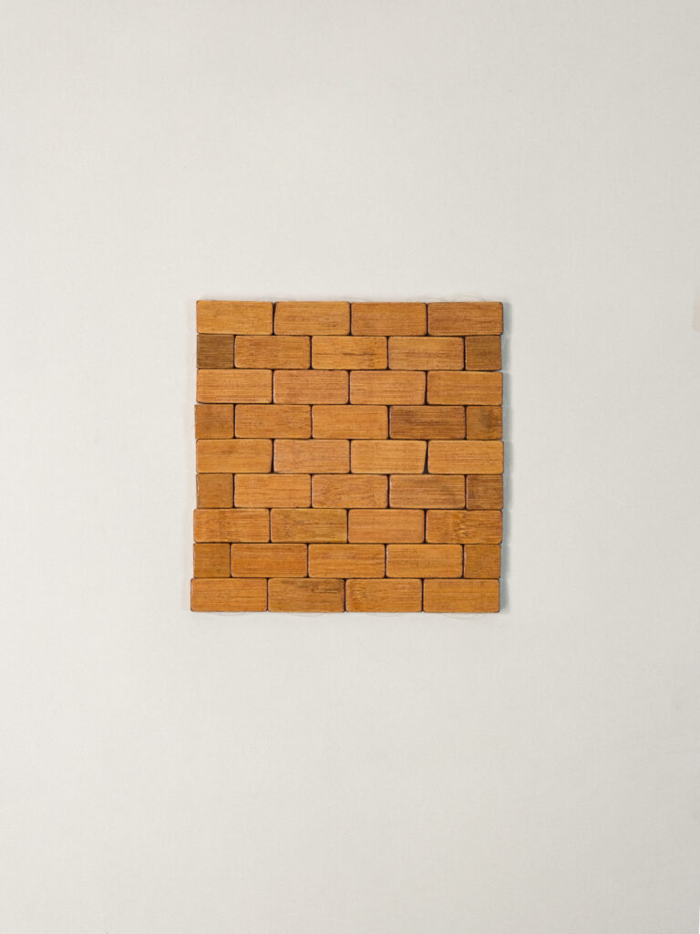 Husky 3 Parça Ahşap Nihale (27 x 27 cm)