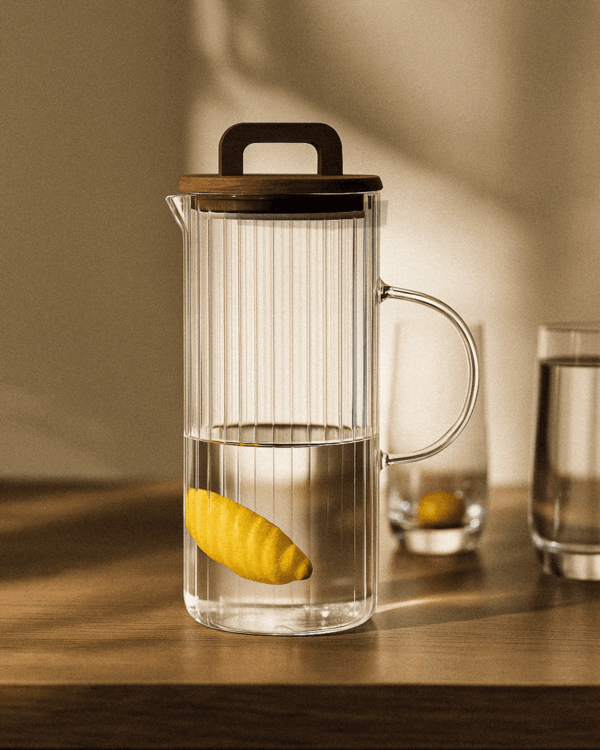 Carle Borosilikat Cam Akasya Kapaklı Sürahi (1300 ml)