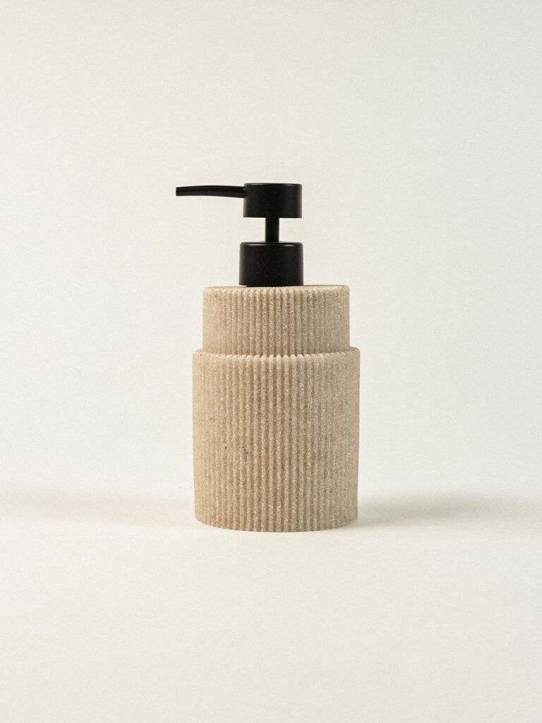 Silva Krem Polyresin Sıvı Sabunluk (300 ml)