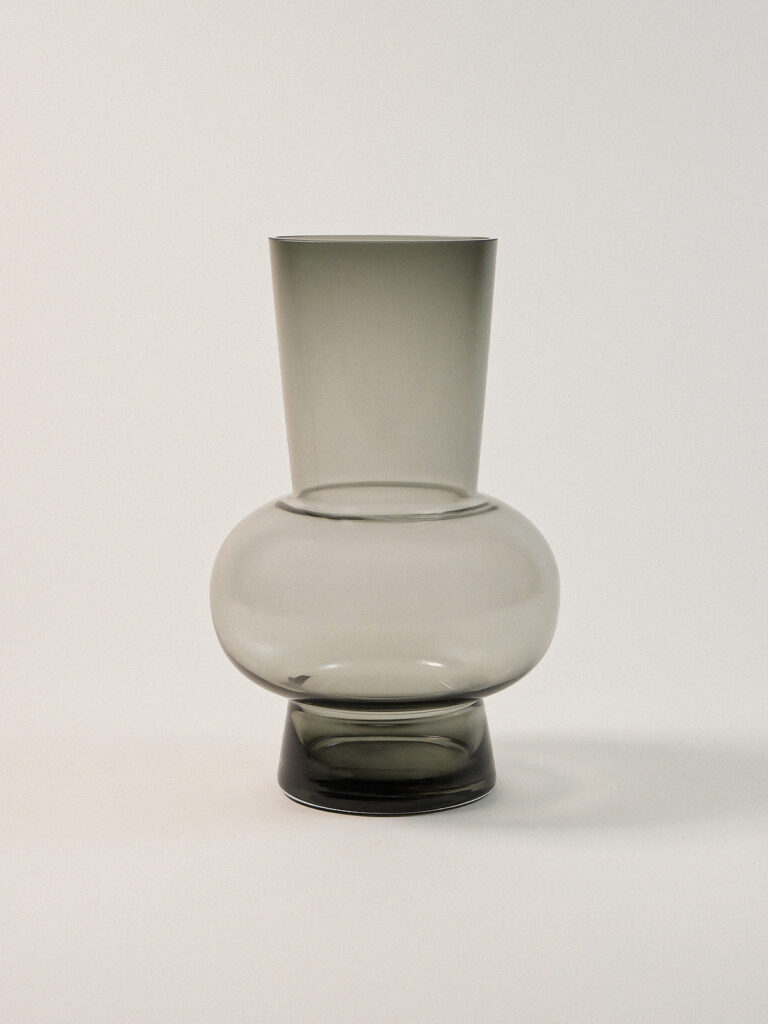 Evora Füme Cam Vazo (18 x 27 cm)