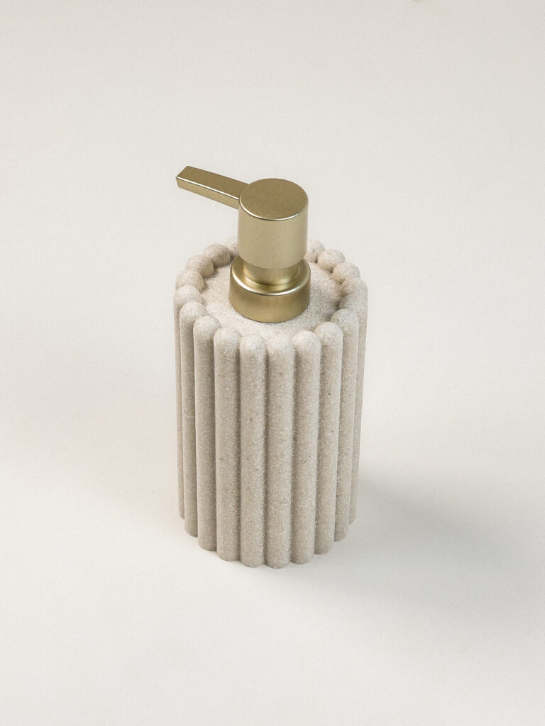 Celia Polyresin Sıvı Sabunluk (375 ml)