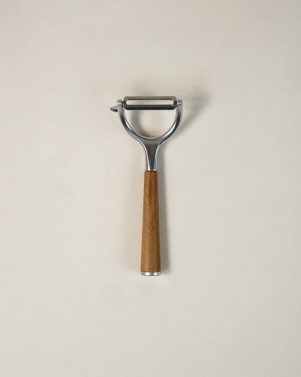 Lyra Akasya Saplı Soyucu