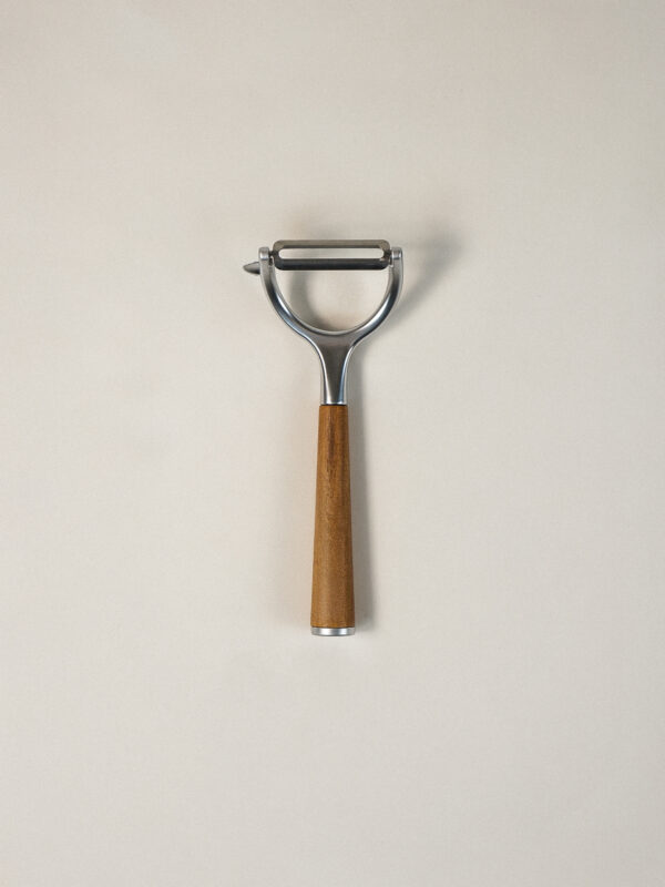 Lyra Akasya Saplı Soyucu