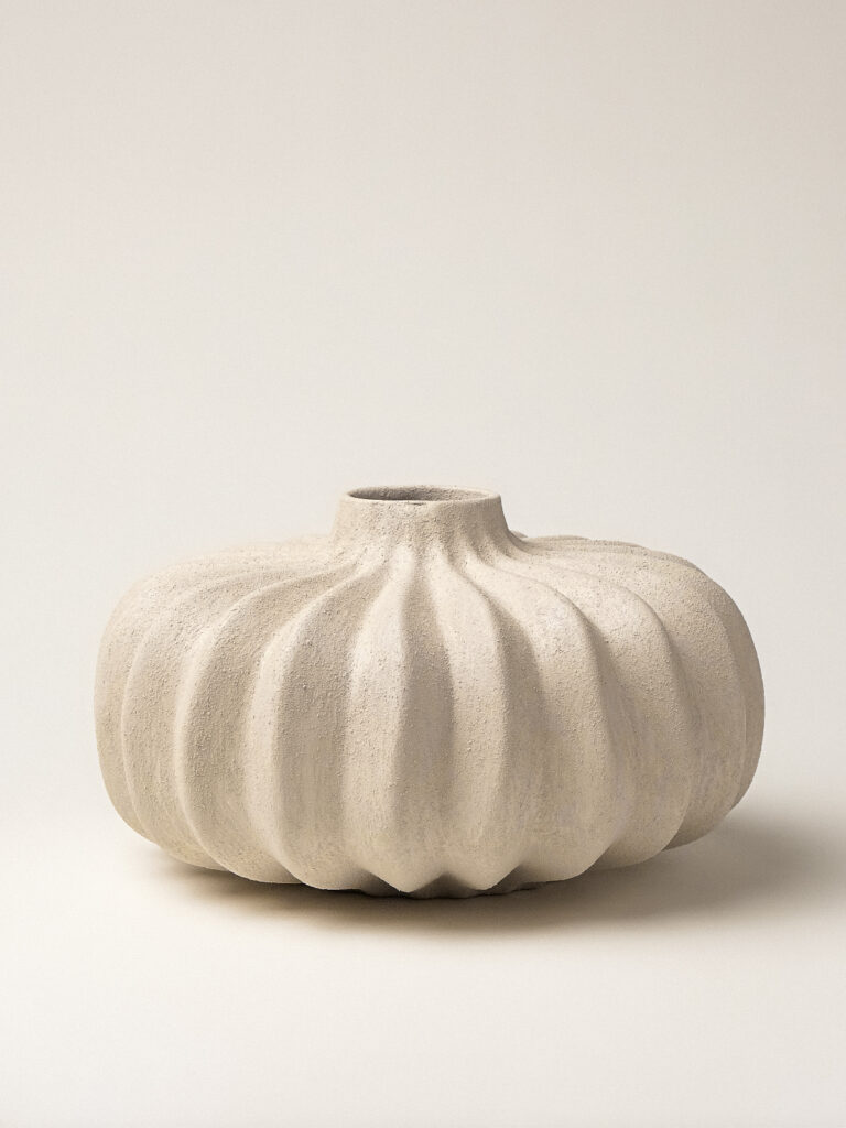 Becky Seramik Dokulu Vazo (20 x 12 cm)