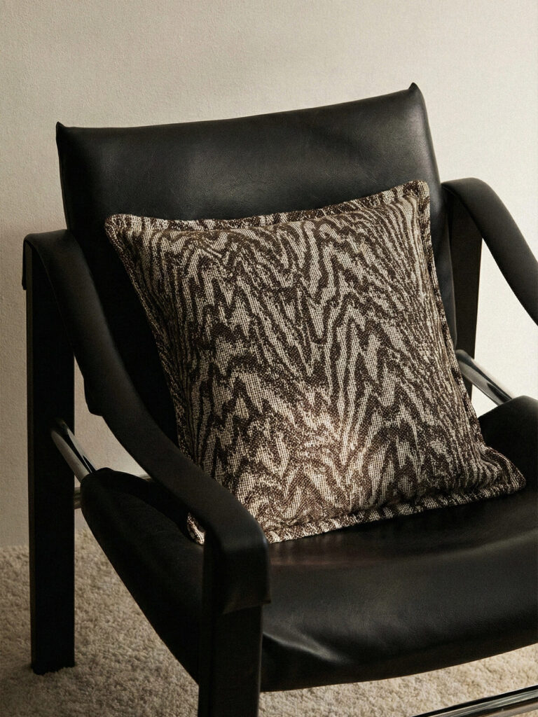 Olin Kahverengi Kırlent Kılıfı (45 x 45 cm)