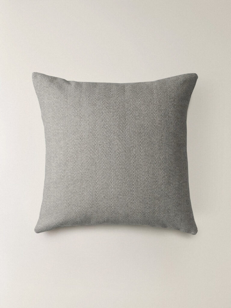 Asta Buz Grisi Kırlent Kılıfı (45 x 45 cm)