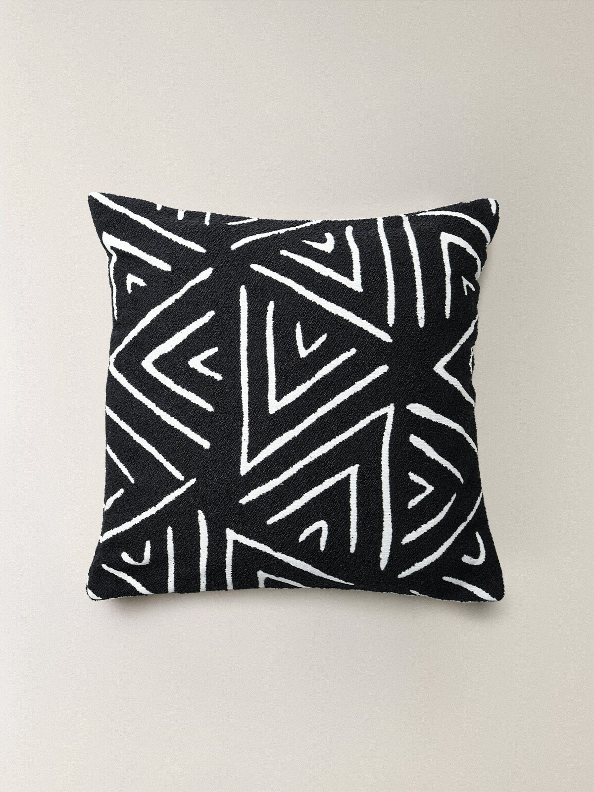 Sorell Siyah Kırlent Kılıfı (45 x 45 cm) Sorell Siyah Kırlent Kılıfı (45 x 45 cm) - Görsel 1