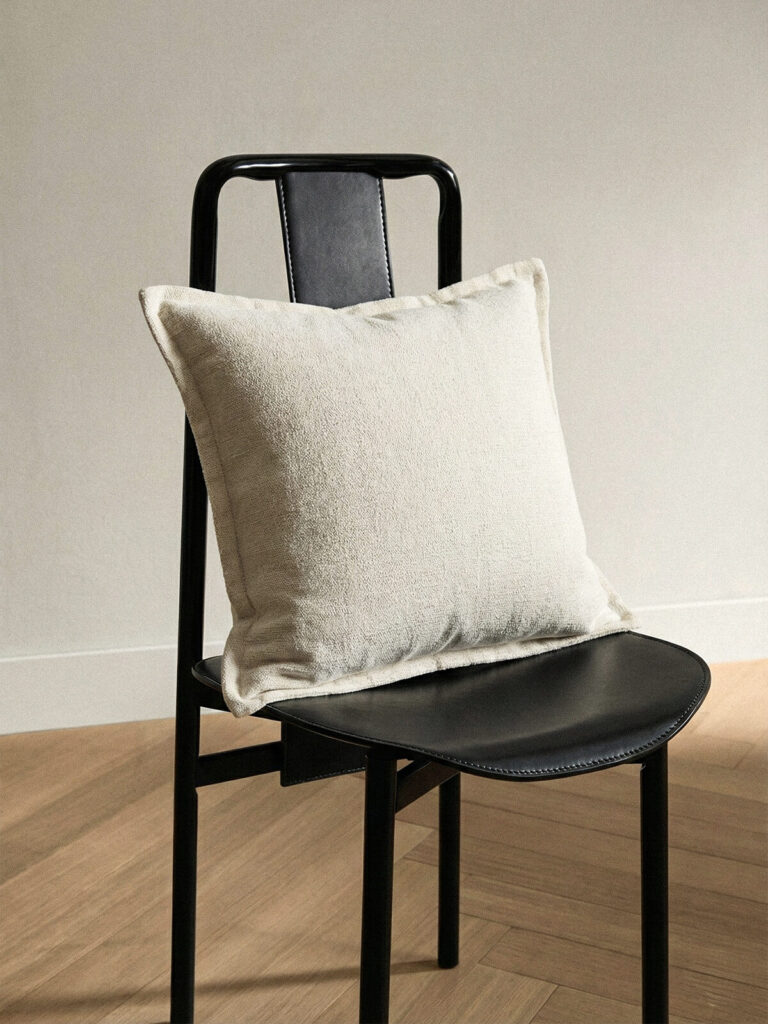 Vela Krem Kırlent Kılıfı (45 x 45 cm)