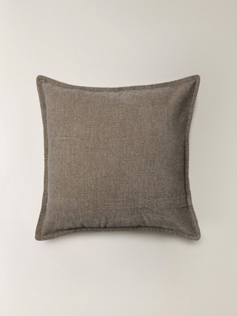 Vela Açık Kahve Kırlent Kılıfı (45 x 45 cm)