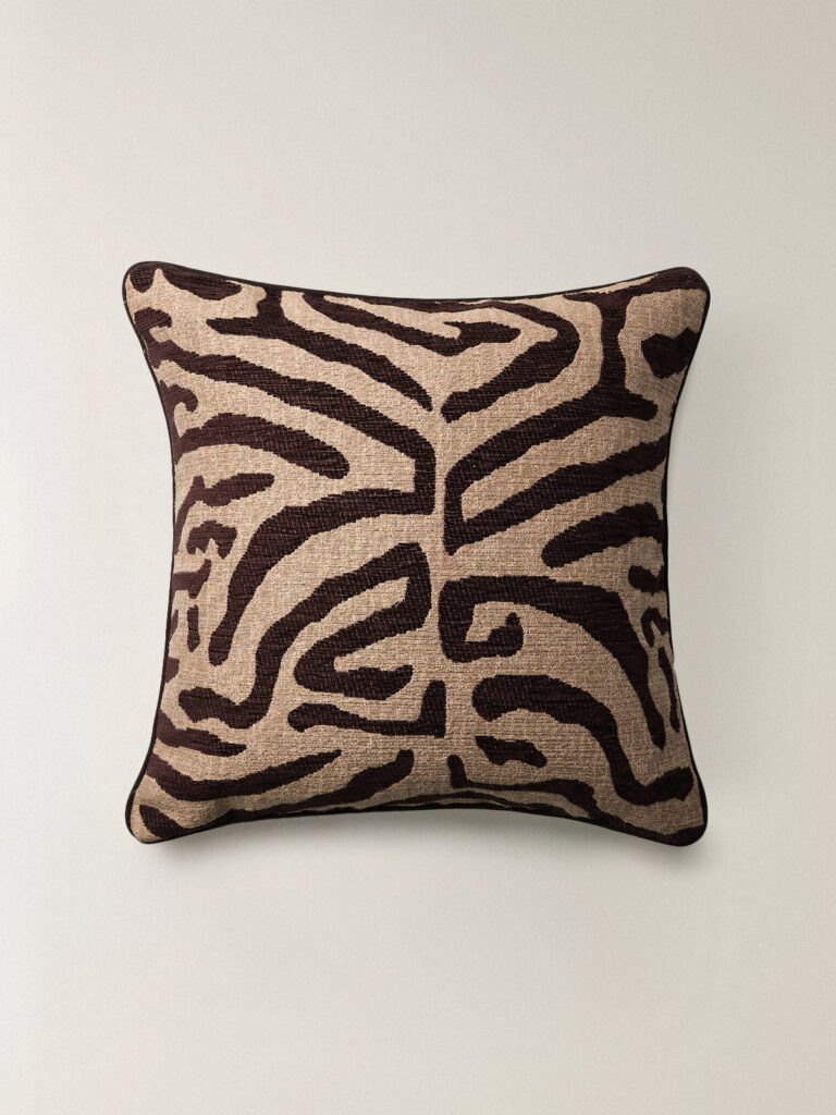 Velm Kahverengi Kırlent Kılıfı (45 x 45 cm)