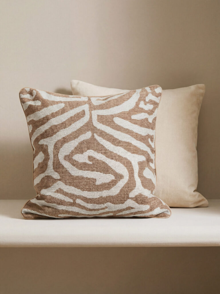 Velm Açık Kahverengi Kırlent Kılıfı (45 x 45 cm)