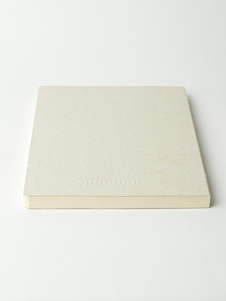 Lena İsviçre Ciltli Krem Defter (17 x 24 cm)