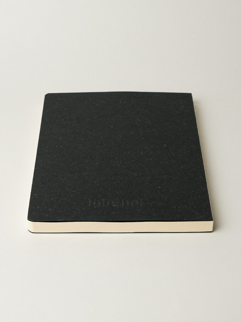 Orga İsviçre Ciltli Siyah Defter (17 x 24 cm)