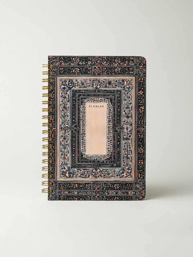 Kilm Spiralli Planlı Defter (16 x 24 cm)