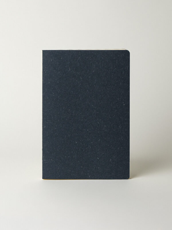 Orga İsviçre Ciltli Siyah Defter (17 x 24 cm)