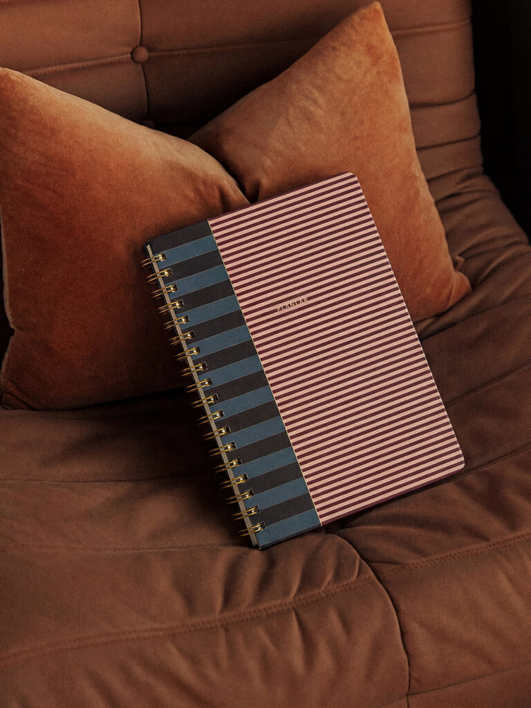 Linje Spiralli Planlı Defter (16 x 24 cm)