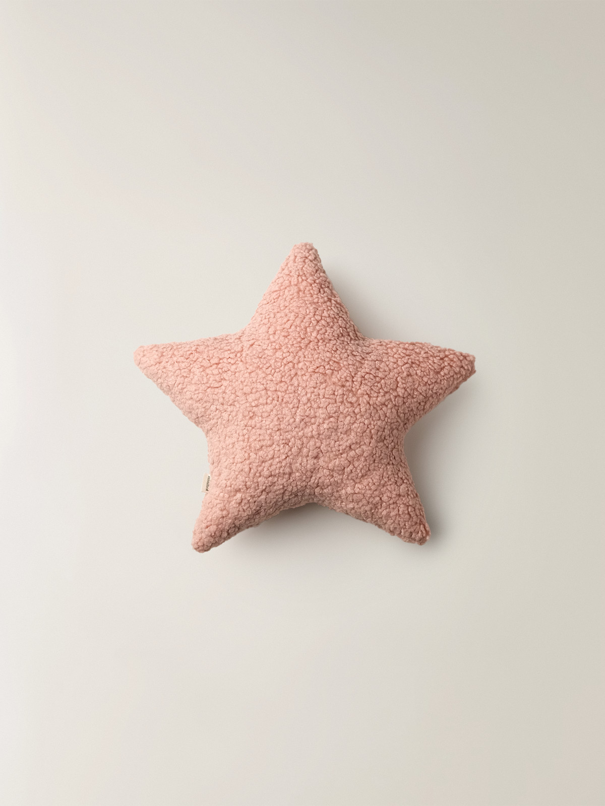 Pembe Yıldız Formlu Yastık (28 x 37 cm) Pembe Yıldız Formlu Yastık (28 x 37 cm) - Görsel 1
