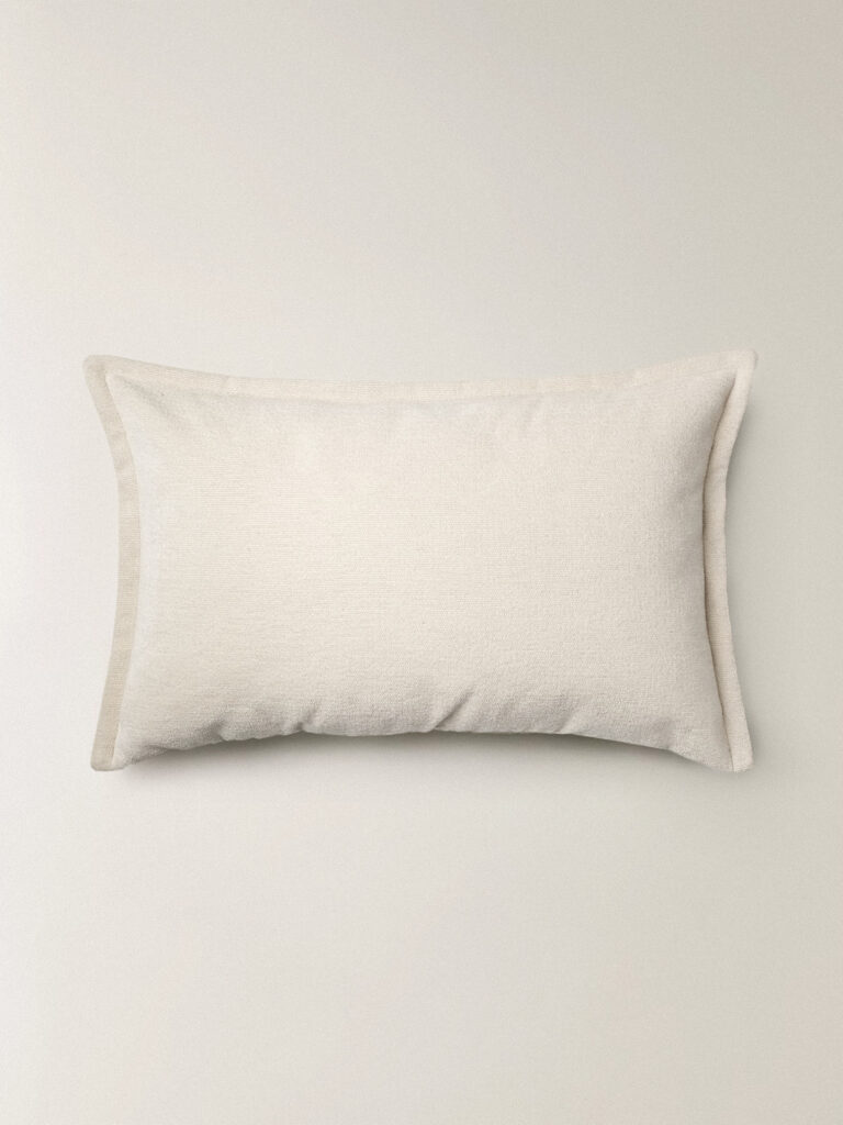Vela Dikdörtgen Krem Kırlent Kılıfı (35 x 55 cm)