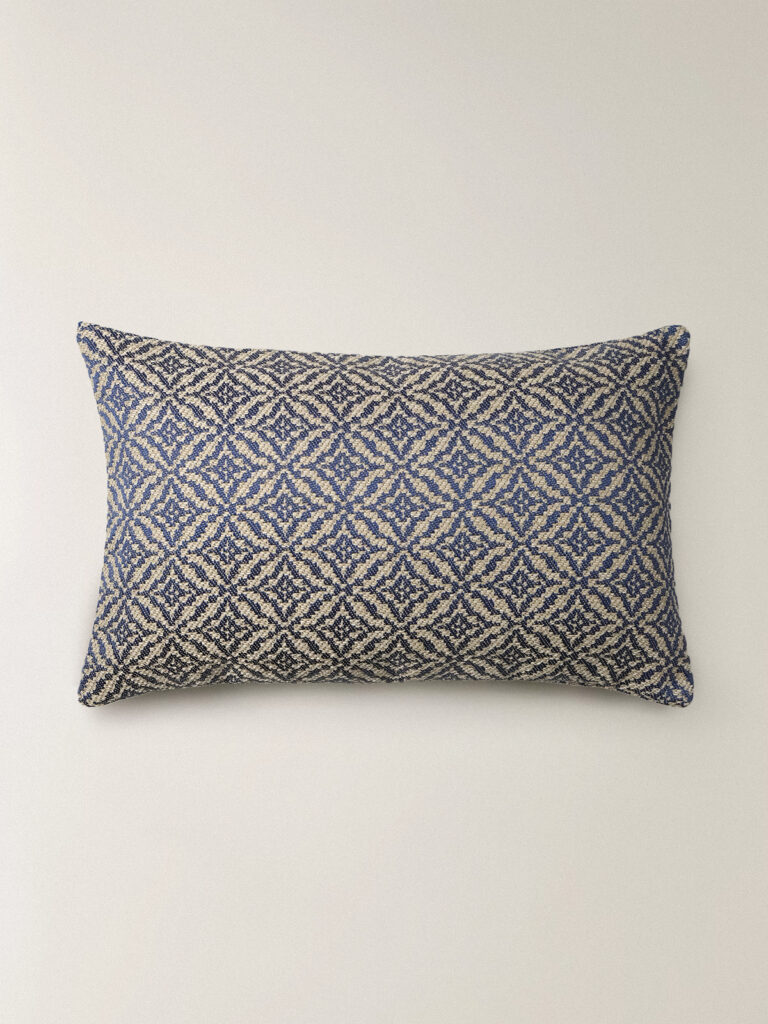 Lorent Dikdörtgen Mavi Kırlent Kılıfı (35 x 55 cm)