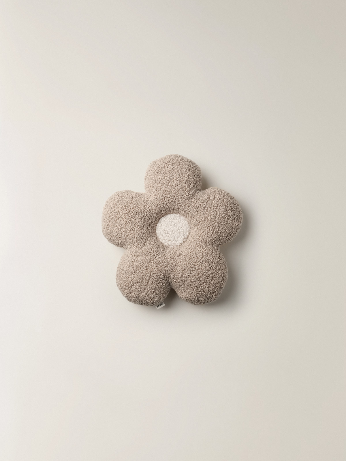 Açık Kahve Papatya Formlu Yastık (35 x 35 cm) Açık Kahve Papatya Formlu Yastık (35 x 35 cm) - Görsel 1