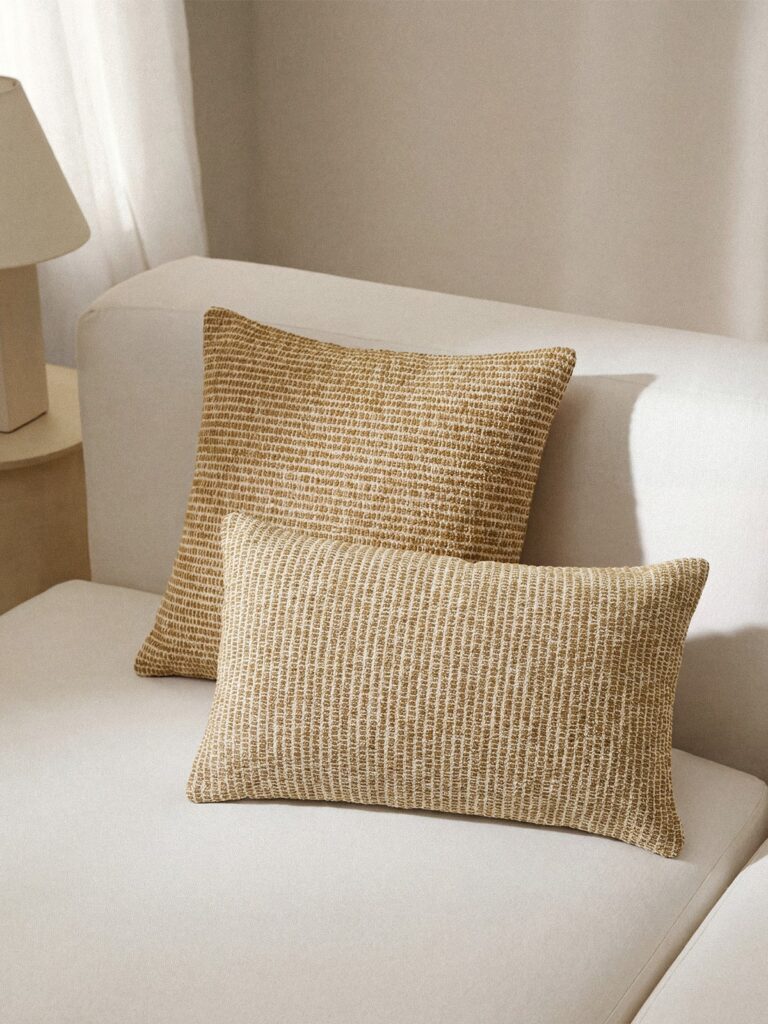 Dune Dikdörtgen Doğal Lif Karışımlı Hardal Kırlent Kılıfı (35 x 55 cm)